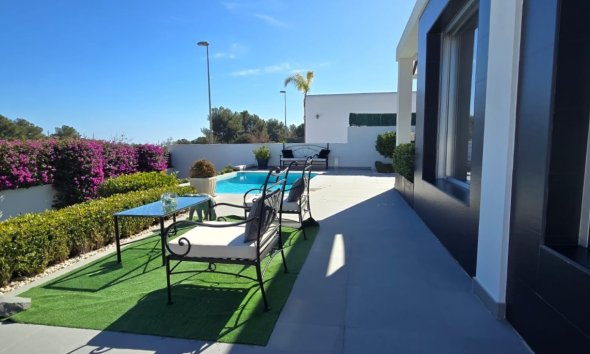 Resale -  Chalet / Villa -
Polop