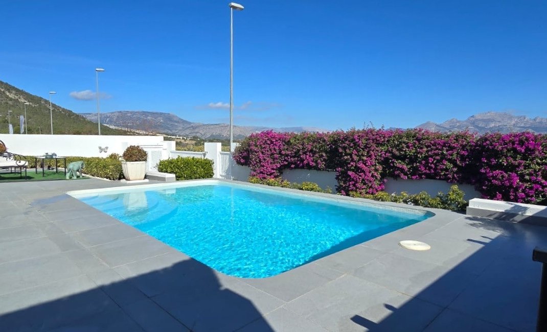 Resale -  Chalet / Villa -
Polop