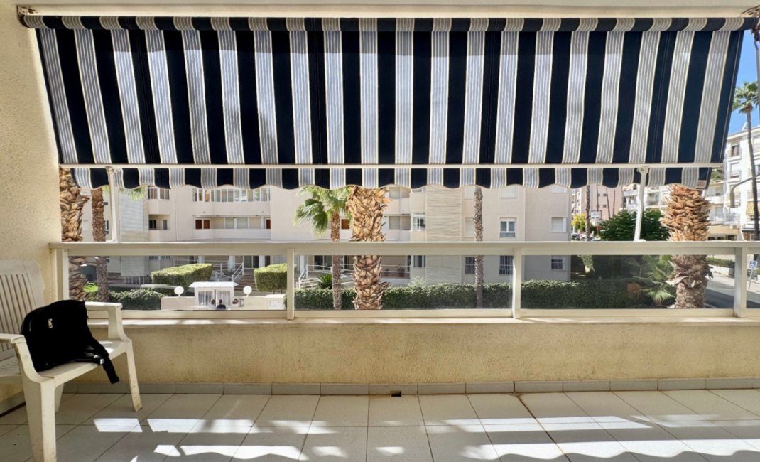 Videresalg - Apartment -
Albir