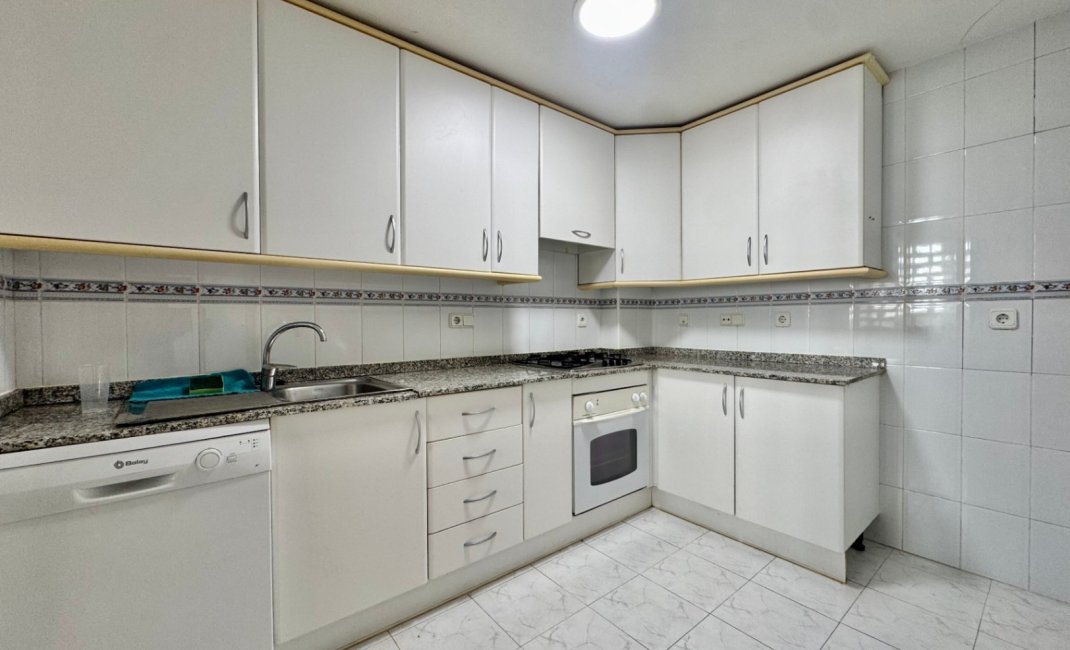 Videresalg - Apartment -
Albir