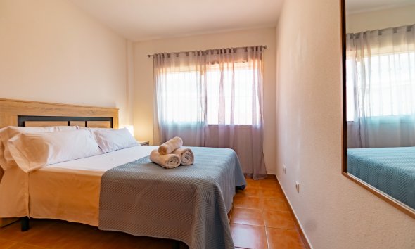 Location à court terme - Appartement -
Albir