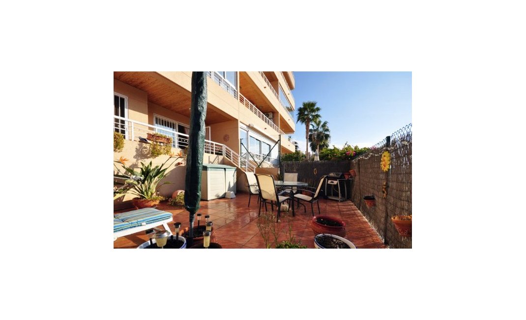 Verhuur Korte Termijn - Appartement / flat -
Albir