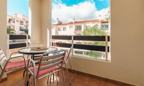 Herverkoop - Appartement / flat -
Albir