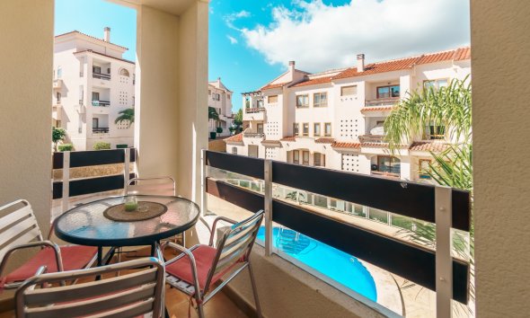 Revente - Appartement -
Albir