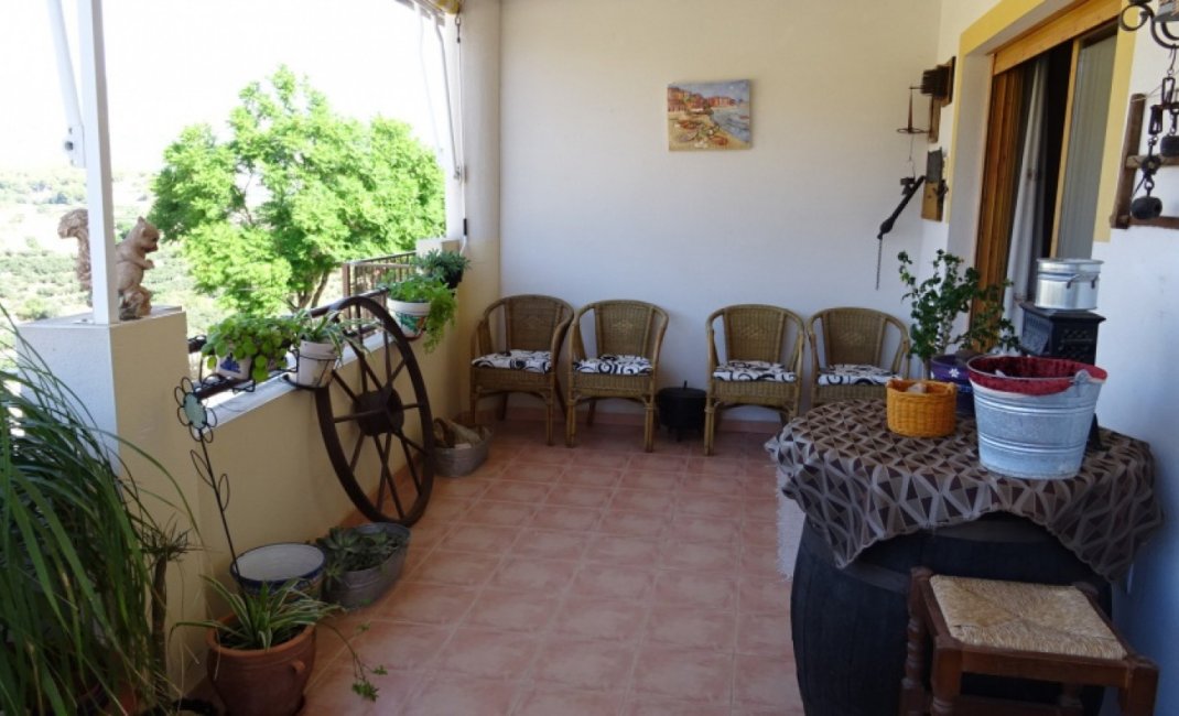 Revente - Appartement -
La Nucía - Pueblo