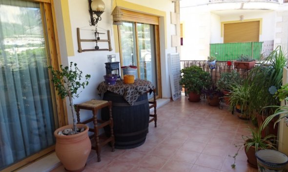 Revente - Appartement -
La Nucía - Pueblo