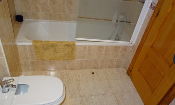 Reventa - Apartamento / piso -
La Nucía - Pueblo