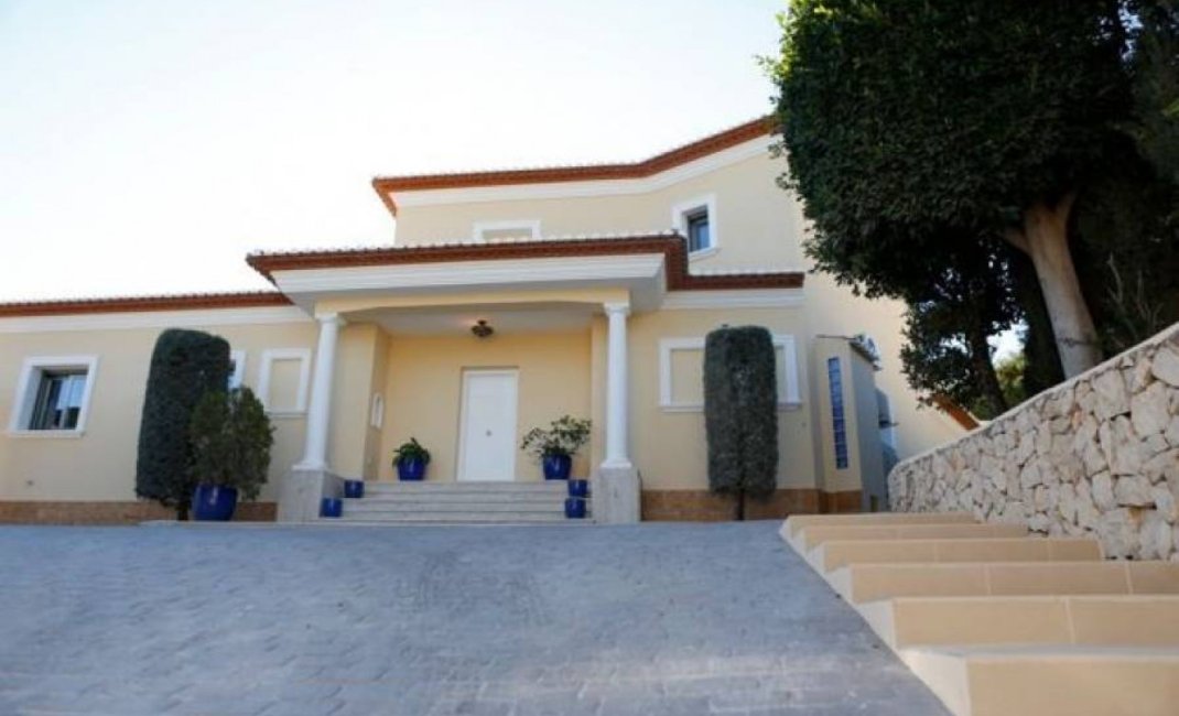 Videresalg - Villa -
Benissa - Alicante