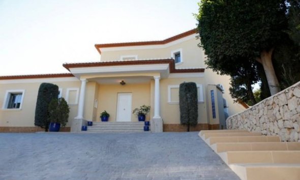 Reventa - Villa -
Benissa - Alicante