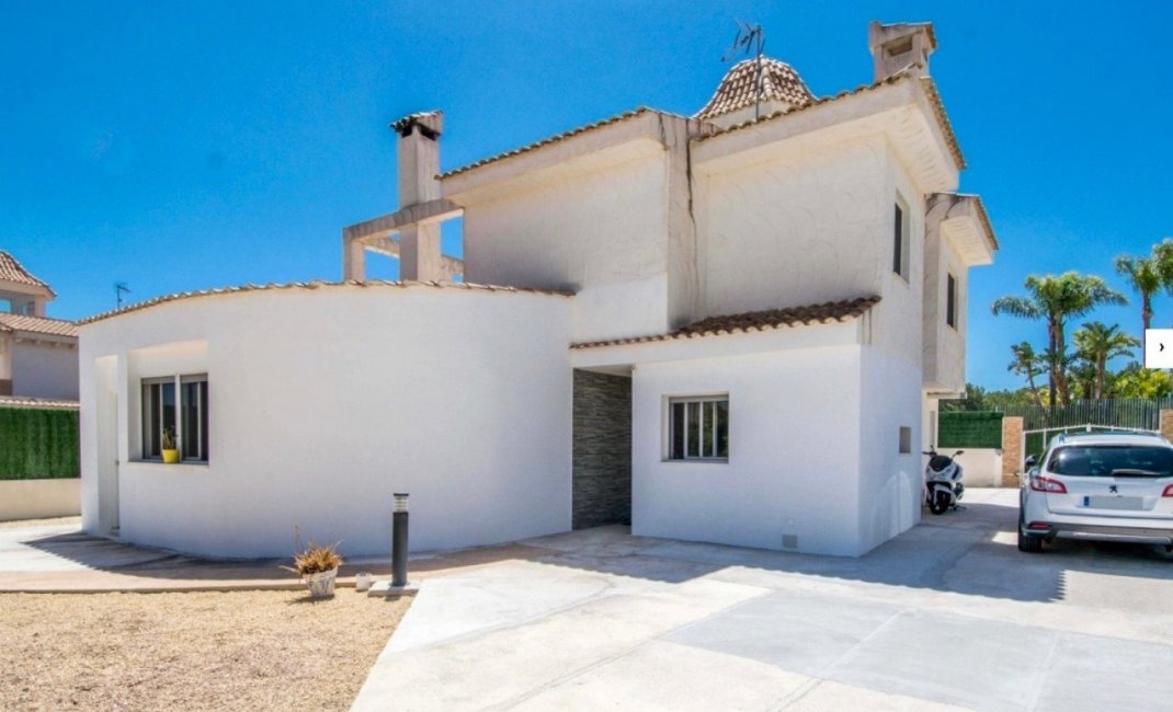 Reventa - Villa -
La Nucía - Convent De Les Montjes