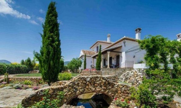 Revente - Villa -
Villanueva del Rosario - Área de Antequera