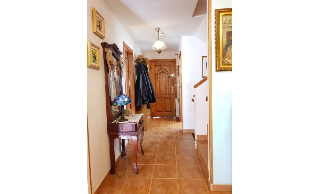 Resale - Villa -
Alfas del Pí - Colonia Escandinavia-Cautivador