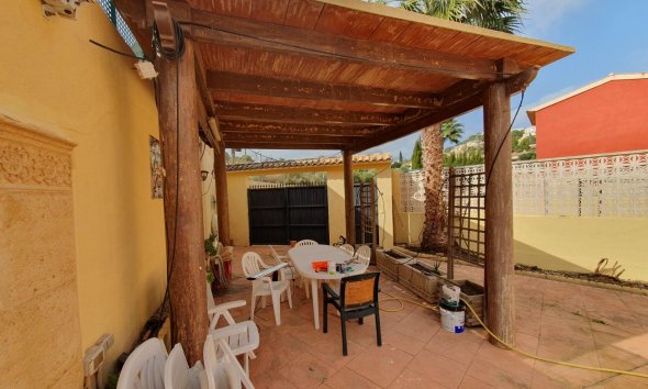 Resale - Villa -
Alfas del Pí - Colonia Escandinavia-Cautivador