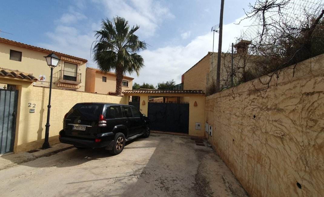 Resale - Villa -
Alfas del Pí - Colonia Escandinavia-Cautivador