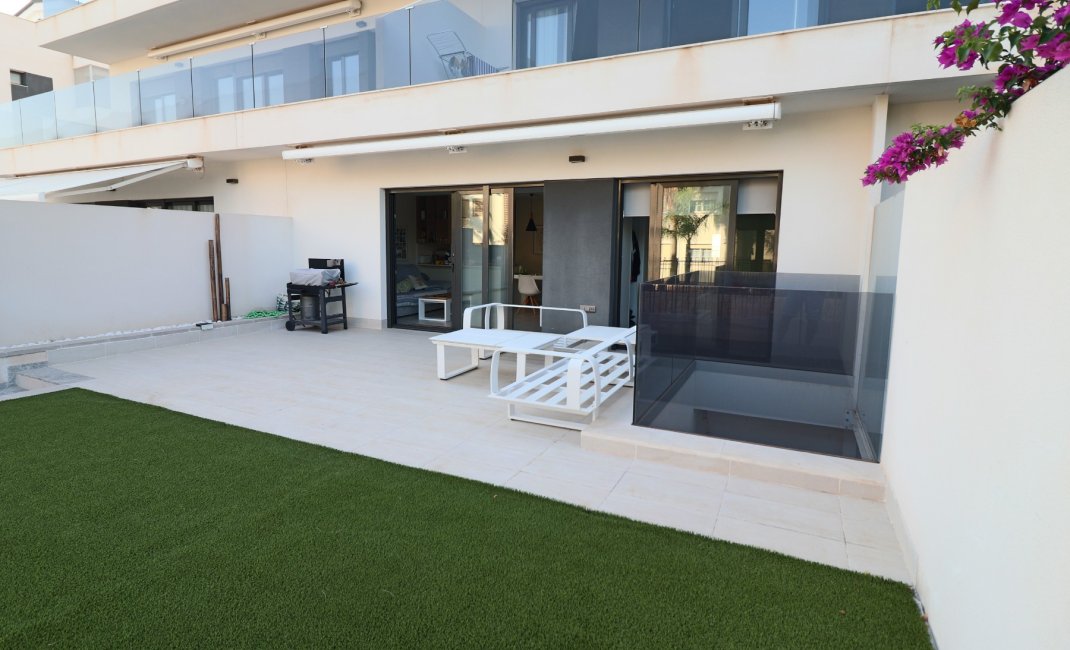 Reventa - Casa de pueblo -
Finestrat - Golf Piug Campana