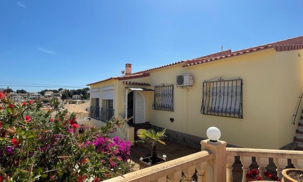 Herverkoop - Chalet -
Alfas del Pí - Urbanizaciones