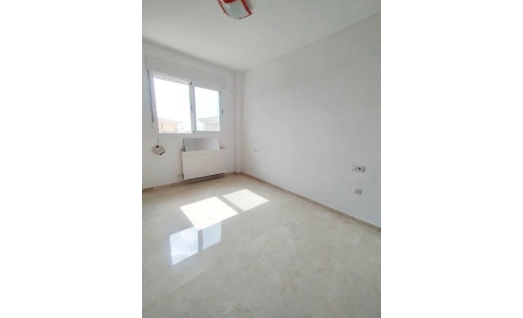 Resale - Townhouse -
La Nucía - Pinar De Garaita