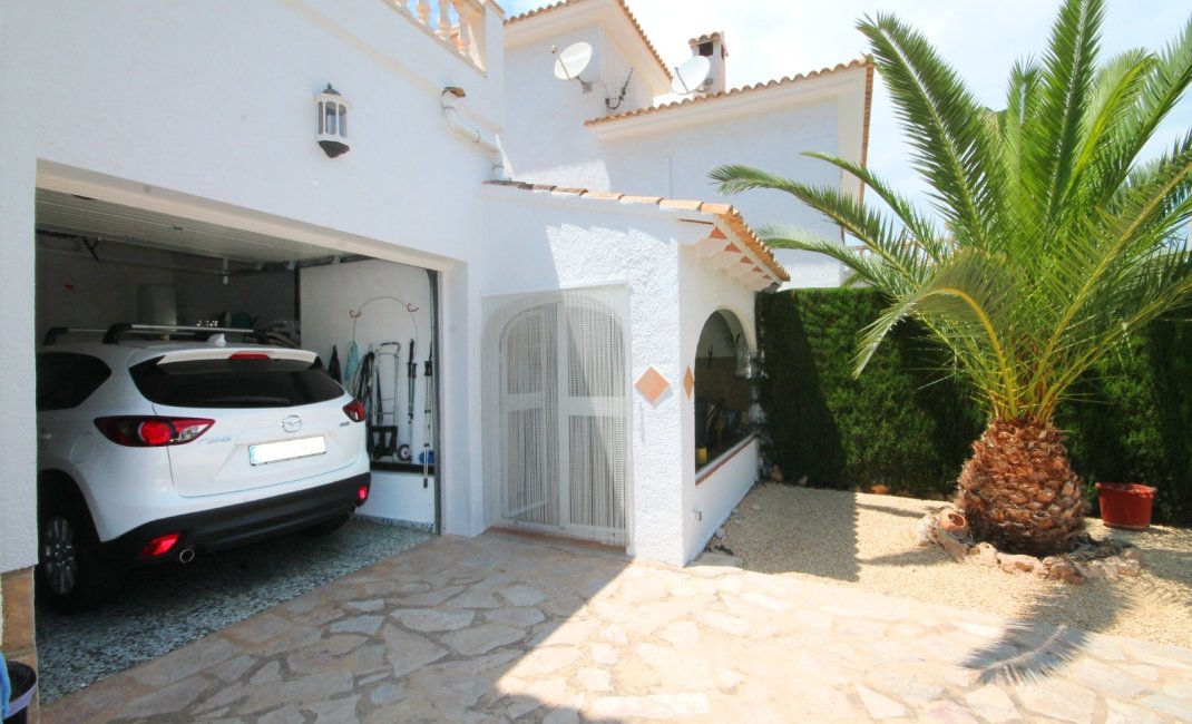 Resale - Chalet -
Albir