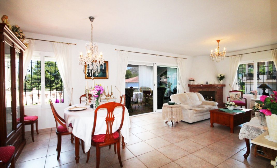 Resale - Chalet -
Albir