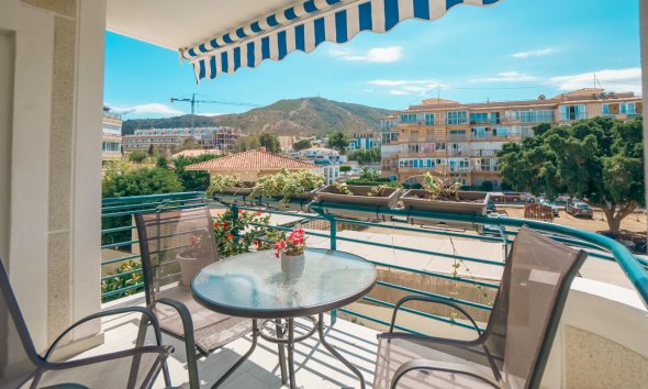 Reventa - Apartamento / piso -
Albir