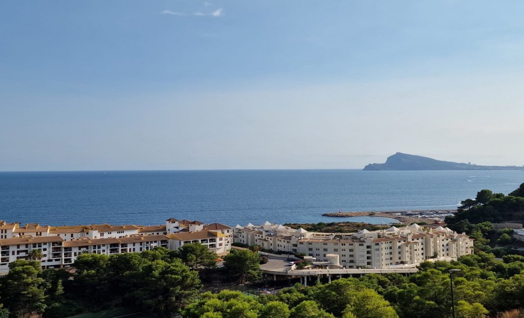 Resale - Penthouse -
Altea