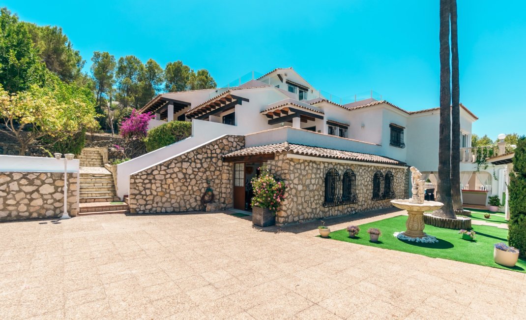 Videresalg - Villa -
Albir