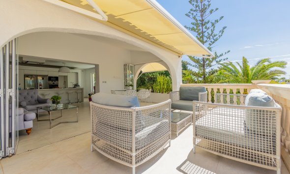 Reventa - Chalet / Villa  -
La Nucía