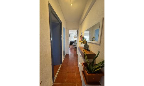 Reventa - Apartamento / piso -
Albir