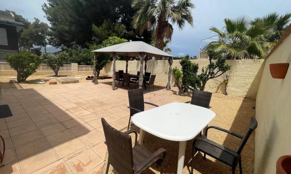 Reventa - Chalet -
Albir