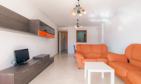 Revente - Appartement -
Albir