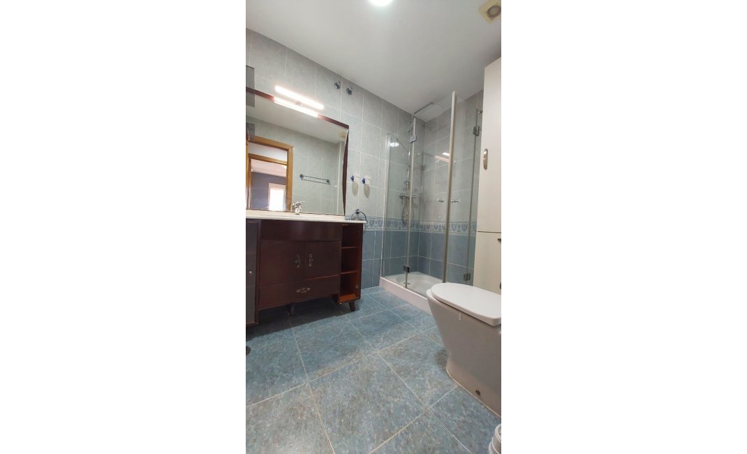 Revente - Appartement -
Alfas del Pí