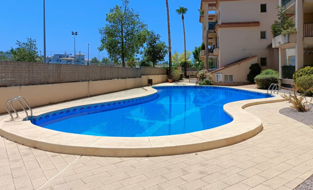 Reventa - Apartamento / piso -
Albir