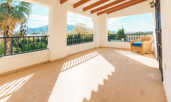 Reventa - Villa -
Altea