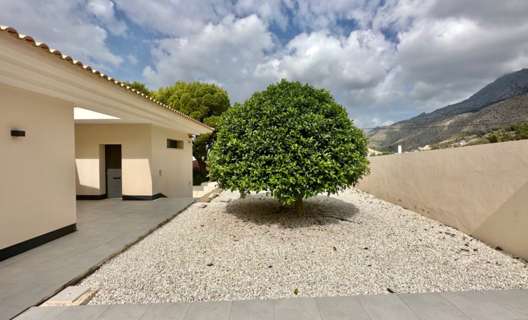 Herverkoop - Villa -
Altea - Sierra de Altea