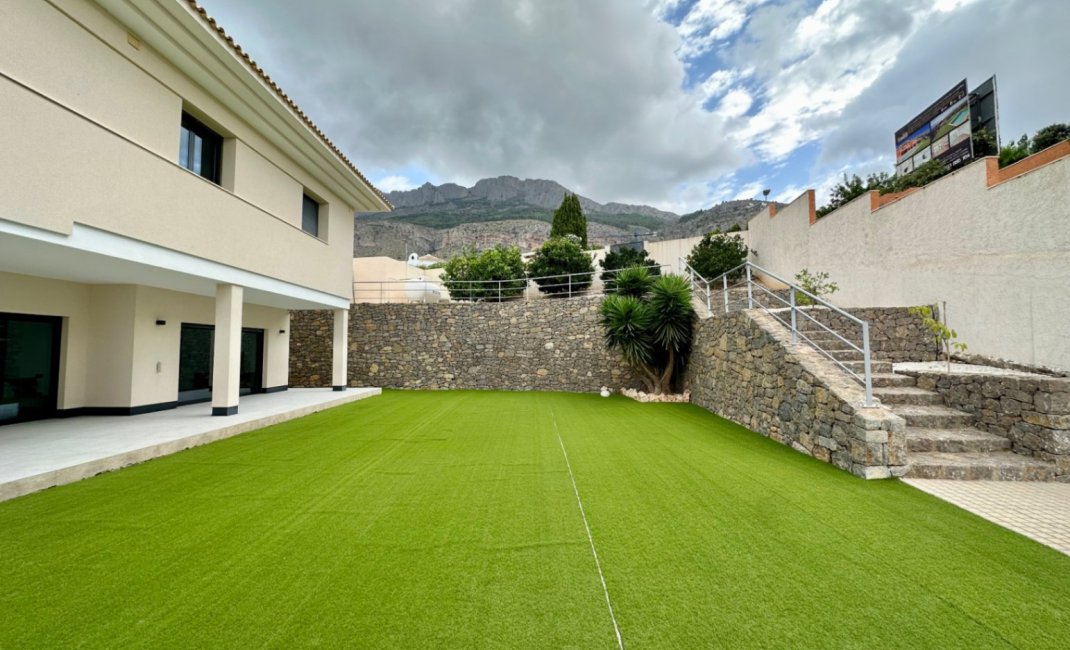 Herverkoop - Villa -
Altea - Sierra de Altea