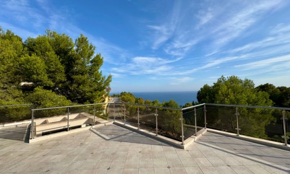 Revente - Villa -
Altea