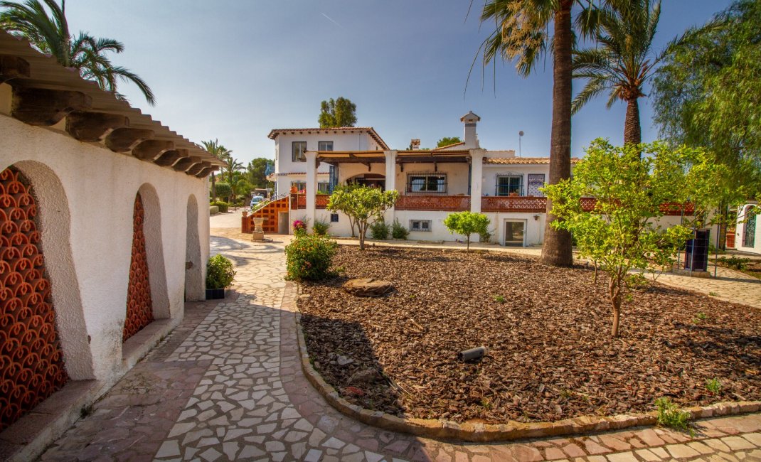 Herverkoop - Detached Villa -
Alfas del Pí - Alfaz del Pi