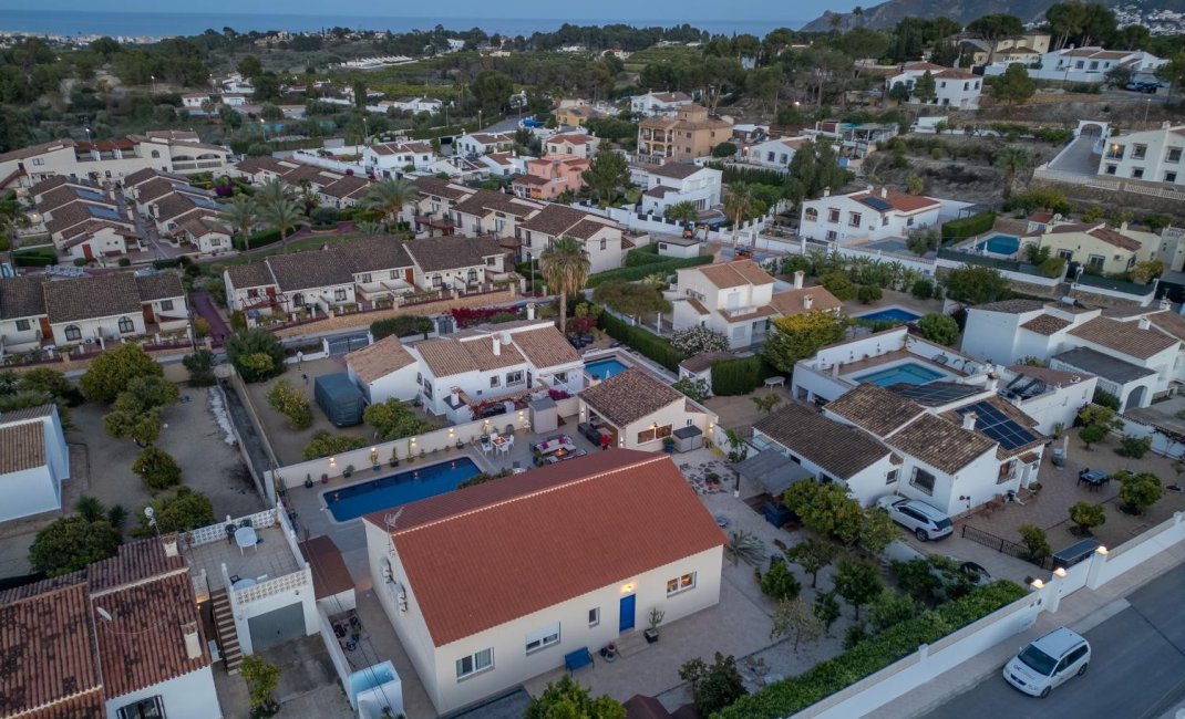 Herverkoop - Detached Villa -
Alfas del Pí - Alfaz del Pi