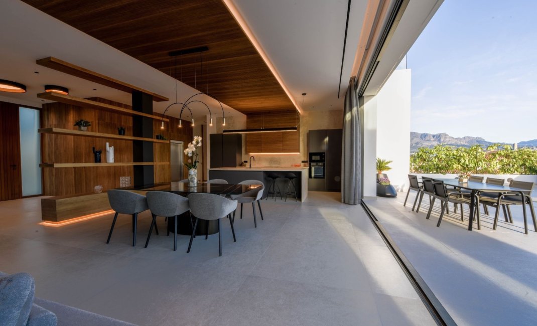 Obra nueva - Chalet -
Albir