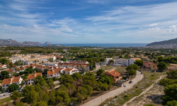 Herverkoop - Semi-Detached Villa -
Alfas del Pí - Alfaz del Pi