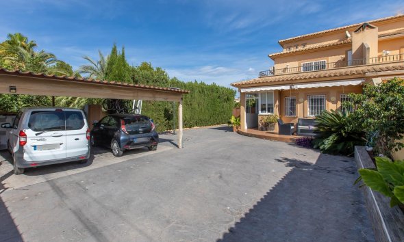 Herverkoop - Semi-Detached Villa -
Alfas del Pí - Alfaz del Pi