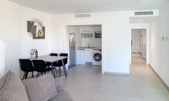 Verhuur Korte Termijn - Appartement / flat -
Albir