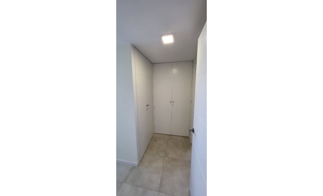 Reventa - Apartamento / piso -
Finestrat