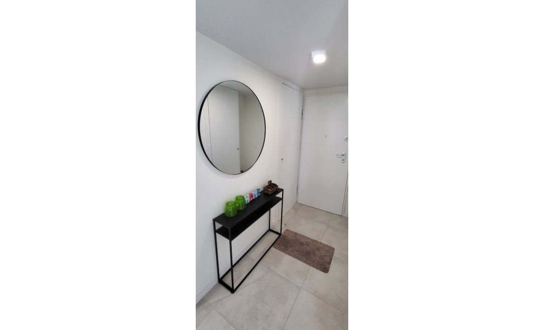 Reventa - Apartamento / piso -
Finestrat