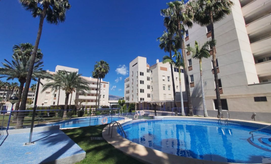 Resale - Apartment / flat -
Albir