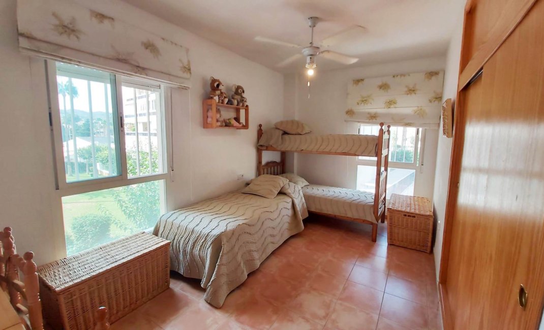 Resale - Apartment / flat -
Albir