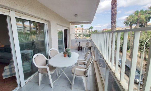 Resale - Apartment / flat -
Albir