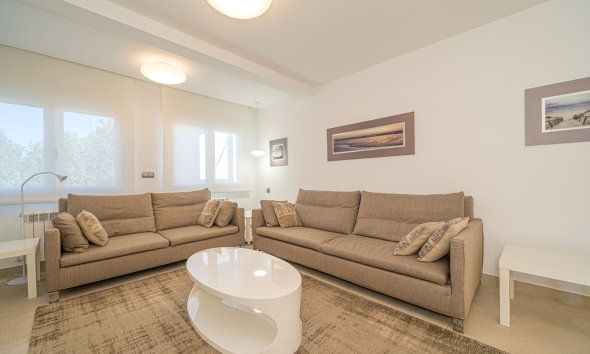 Reventa - Villa -
Albir