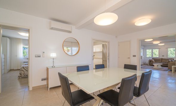 Reventa - Villa -
Albir