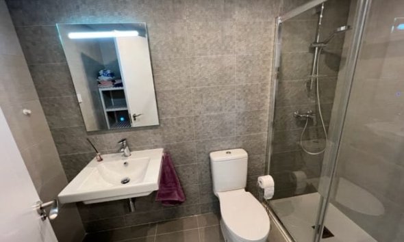 Reventa - Apartamento / piso -
Finestrat